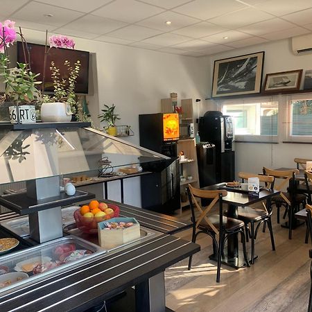 Contact Hotel Marseille Aubagne La Penne-sur-Huveaune Buitenkant foto