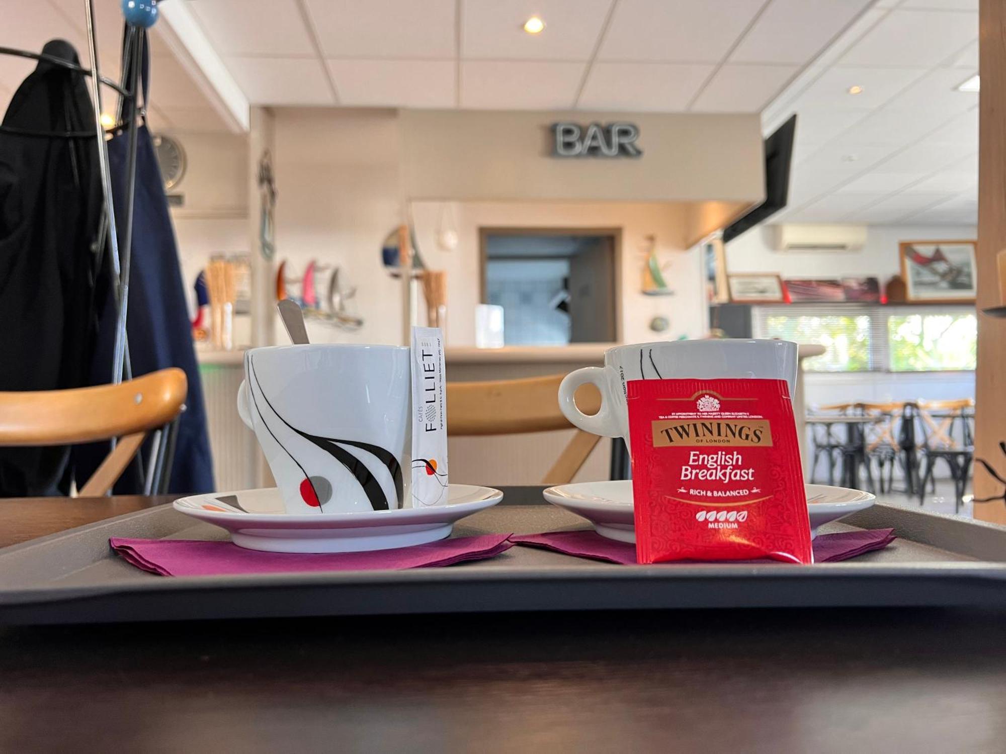 Contact Hotel Marseille Aubagne La Penne-sur-Huveaune Buitenkant foto