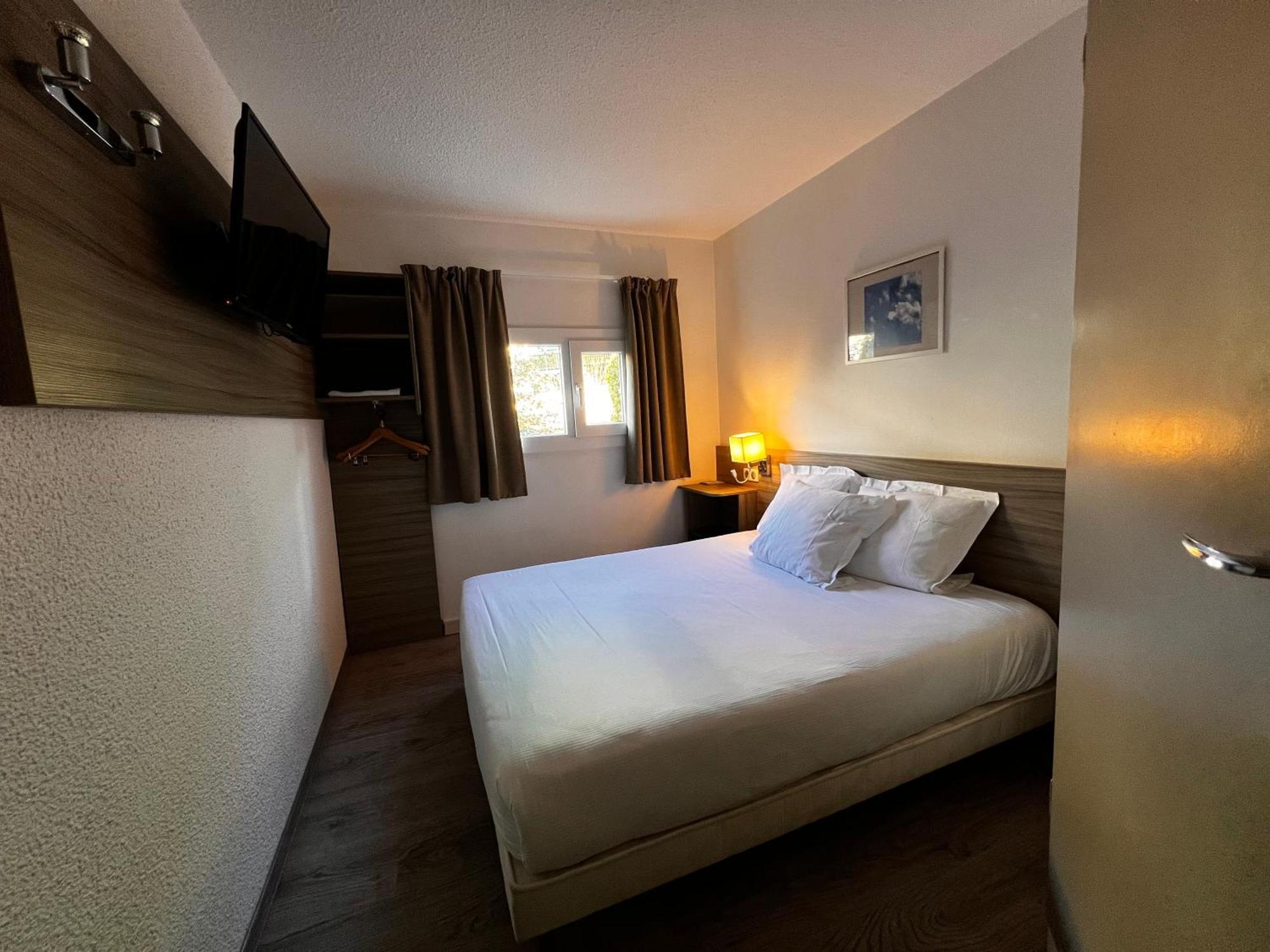 Contact Hotel Marseille Aubagne La Penne-sur-Huveaune Buitenkant foto